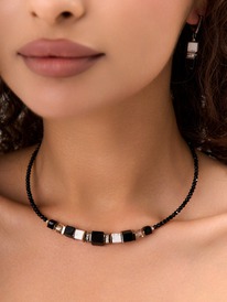 10158961     -  Selena