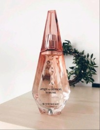 GIVENCHY Ange ou Demon le Secret  25%  31.05