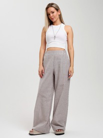 �����  ����� ������ ����-2 �-047 �������