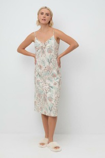 09.04  Very Neat ������� ������ ��� � 10008/������,����������� �������