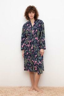 09.04  Very Neat ����� ��� � 50021/������,������ �����