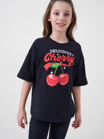 12.04  PlayToday �������� ����������� ��� �������: ������� (��������), ����� (��