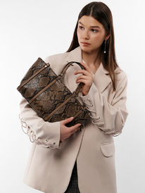 22.06 LACCOMA ����� WJD6049-���������� ��� ���� ������