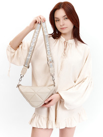 22.06 LACCOMA ����� ������-�826-����� ��� ���� ������
